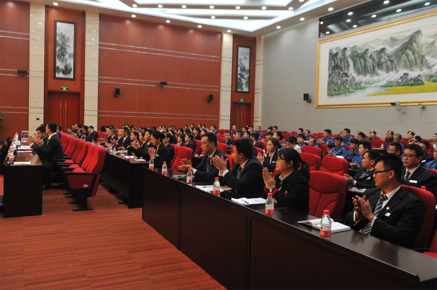 广电物业举行佛山青年学习贯彻党的十九大精神宣讲会